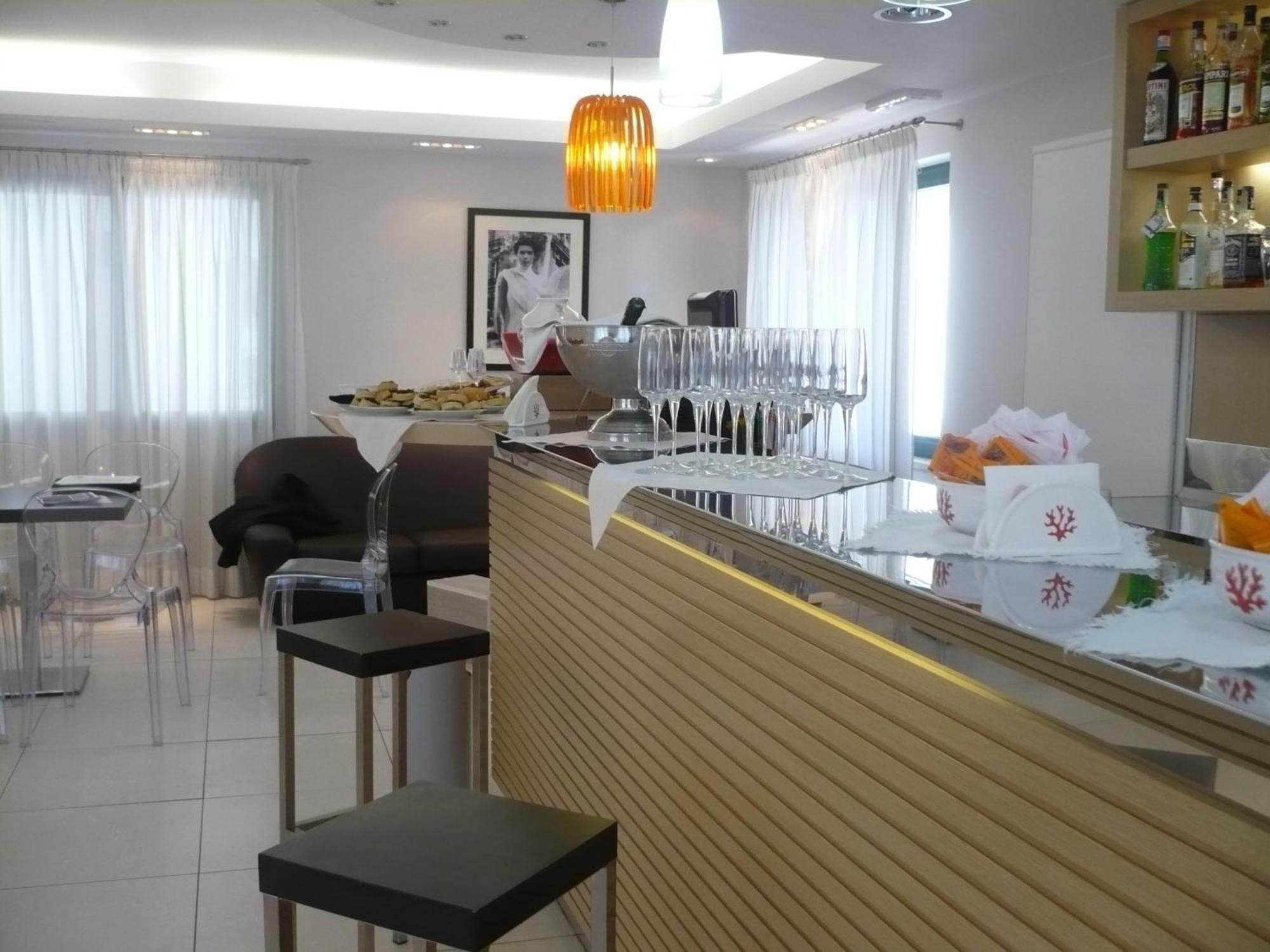 Hotel Ambrosio La Corte Olbia Buitenkant foto