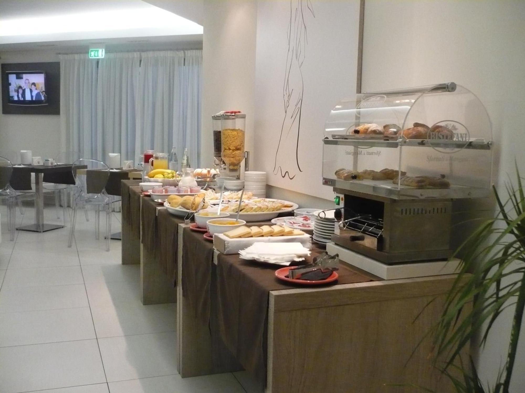 Hotel Ambrosio La Corte Olbia Buitenkant foto