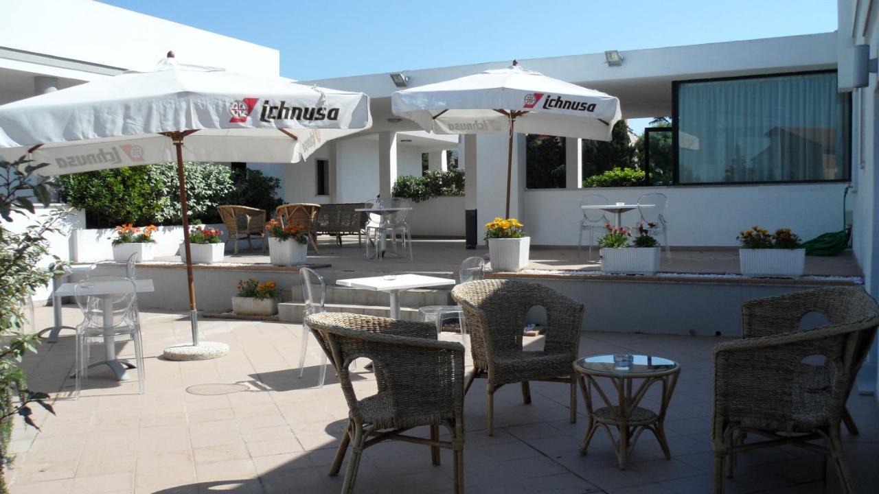 Hotel Ambrosio La Corte Olbia Buitenkant foto